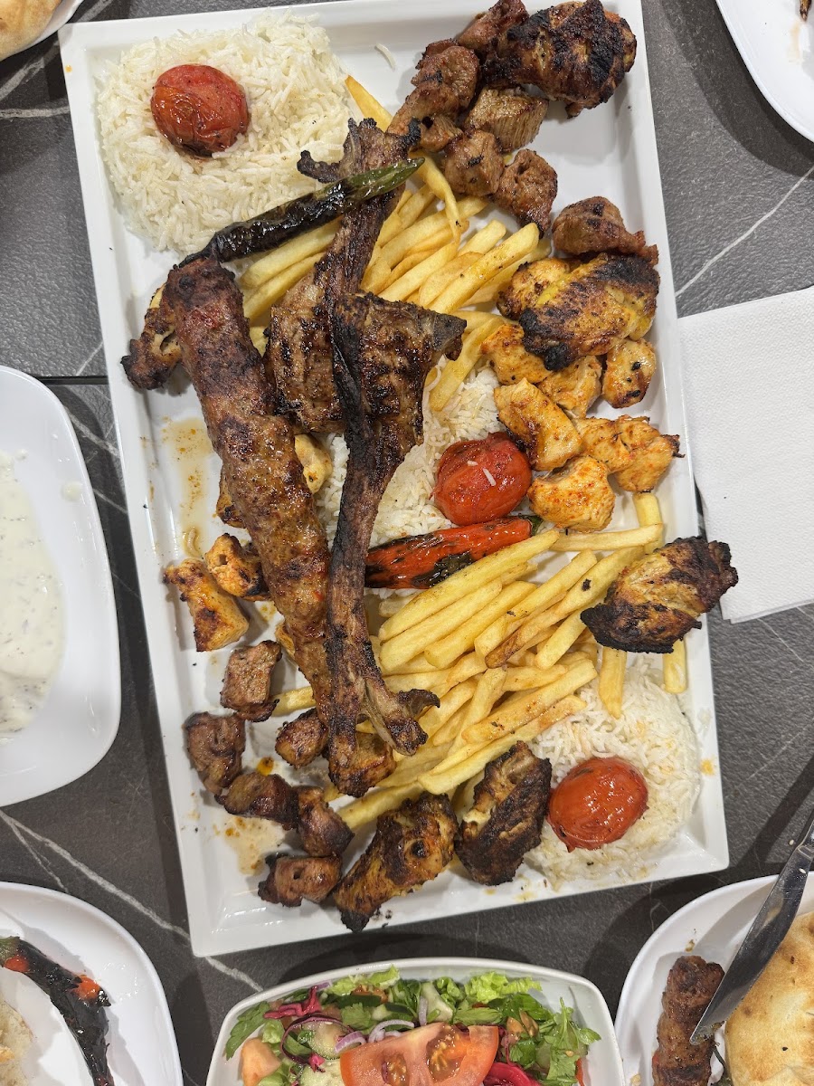 Istanbul City kebap - pizza - grill Photo 3