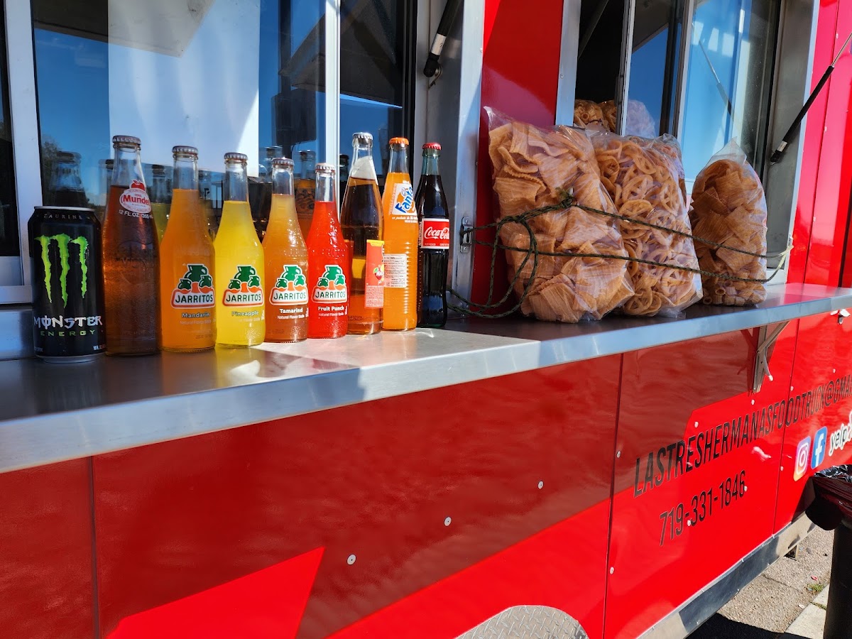 Las Tres Hermanas Food Truck