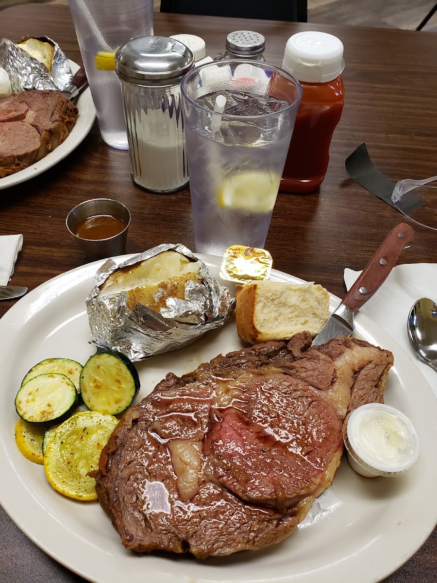 Phoenix Diner LLC Photo 3