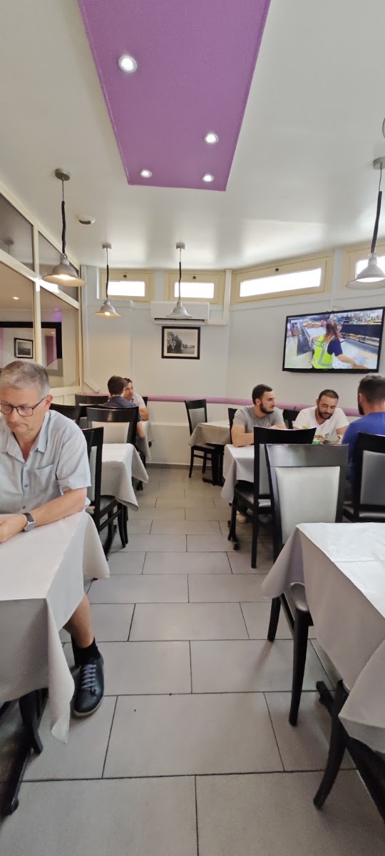 Restaurant sympathique