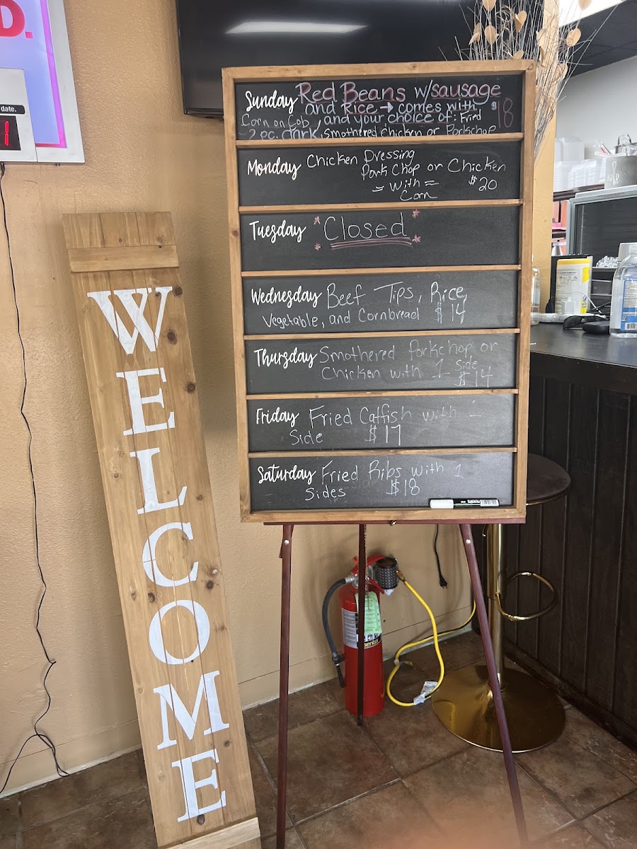 Scrumdiddlyumptious Menu 4